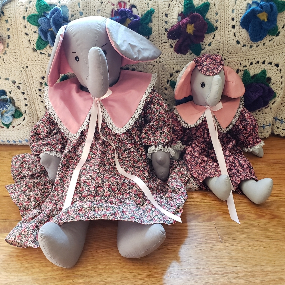1990s Vintage Handmade Homemade Pair Of Floral Oversized Stuffed Elephants